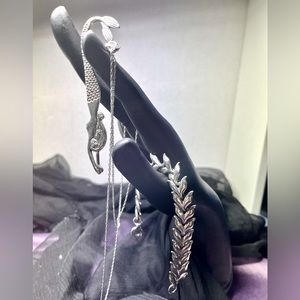 Mermaid necklace & whale-tail bracelet